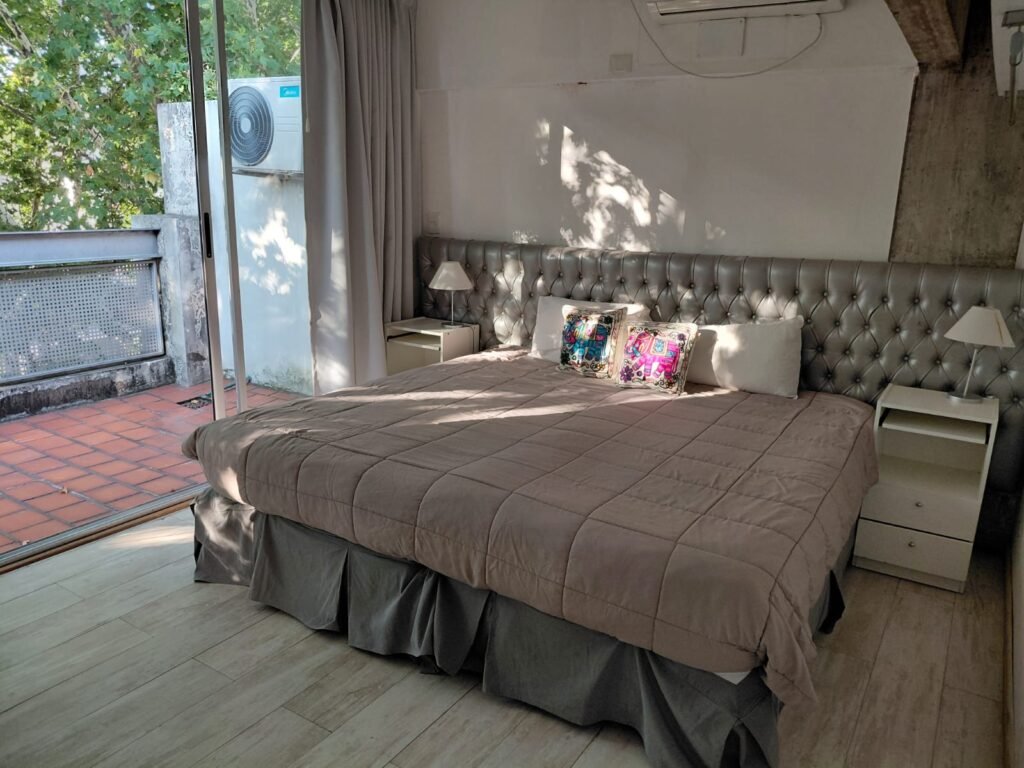 Palermo Hollywood 2 ambientes con balcón y pileta foto 4